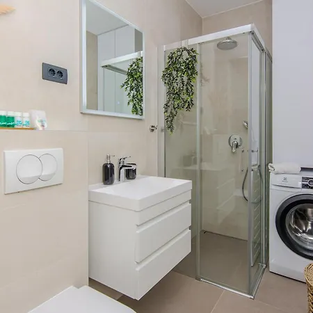 Apartman More דירה