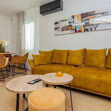 דירה Apartman More